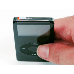 Замена задней панели iPod Nano 1-го поколения